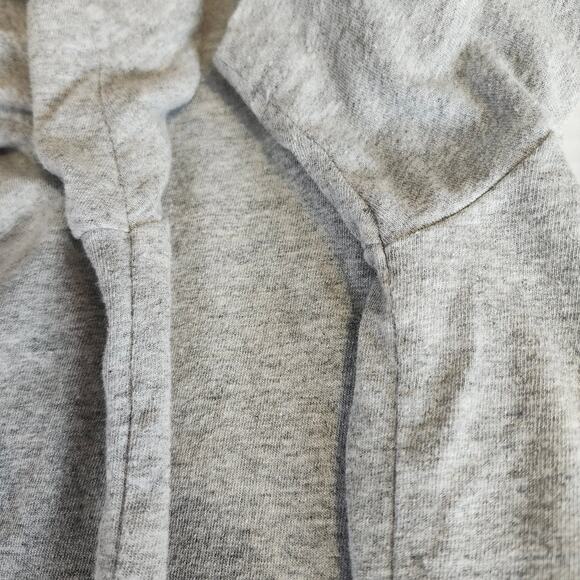 Disney Mickey Mouse Men's Short Sleeve T-Shirt Gray X-Large  Felt Logo - Picture 10 of 10